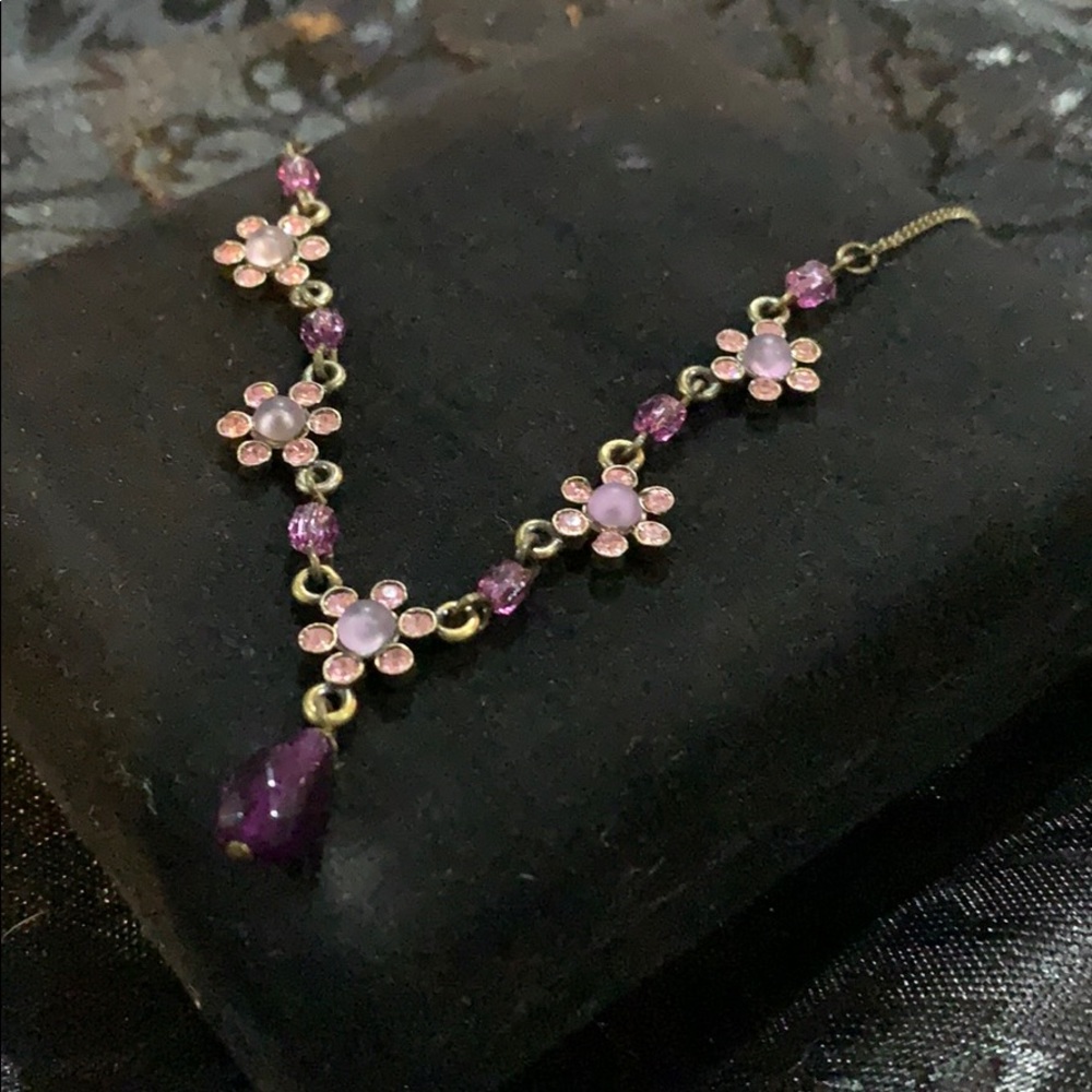 Short chain necklace